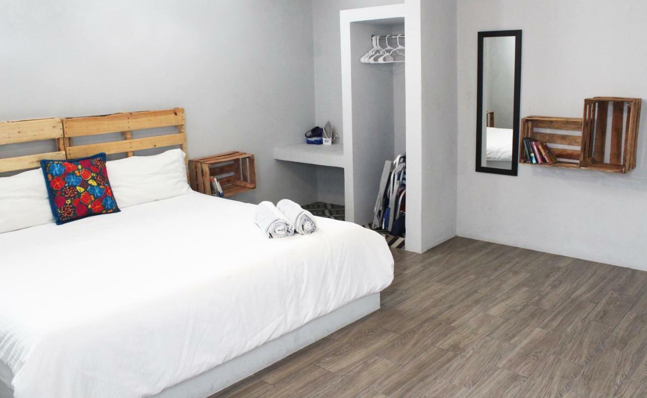One-Bedroom Apartment,860766401:JPEG